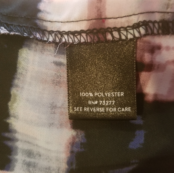 Womens plus size top - Picture 3 of 3